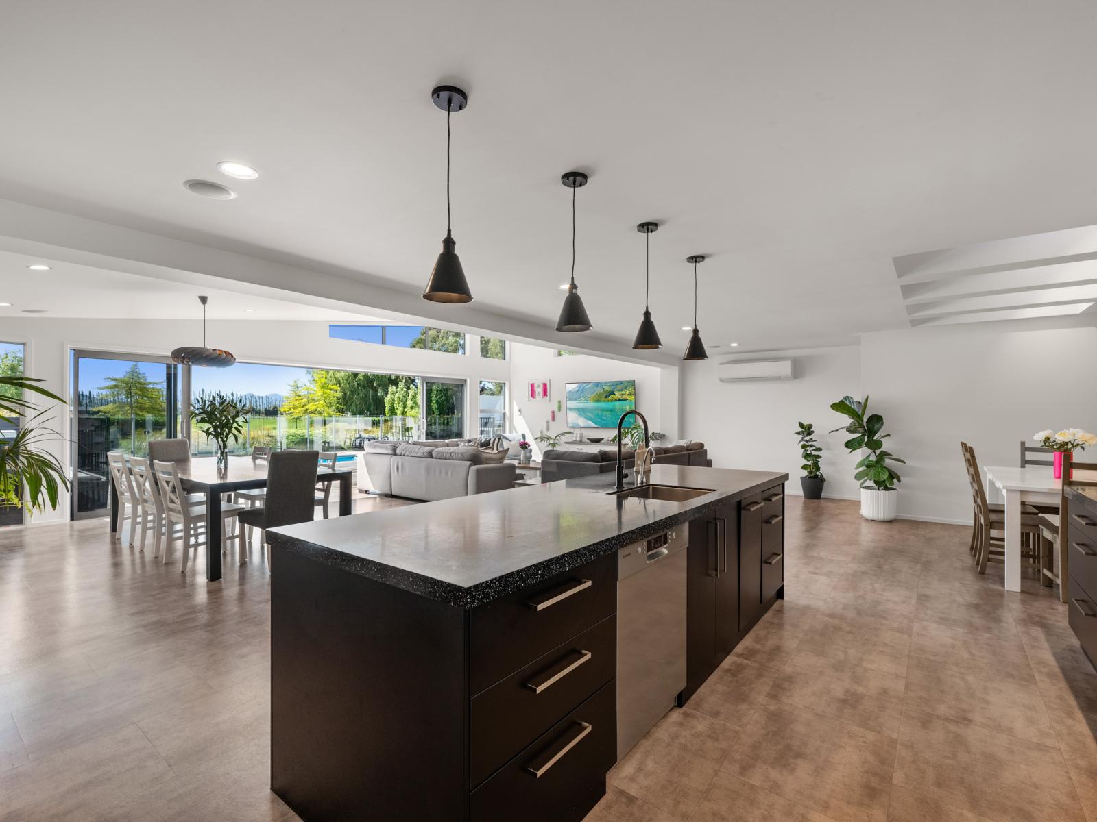 201 Oakwood Lane, Witherlea