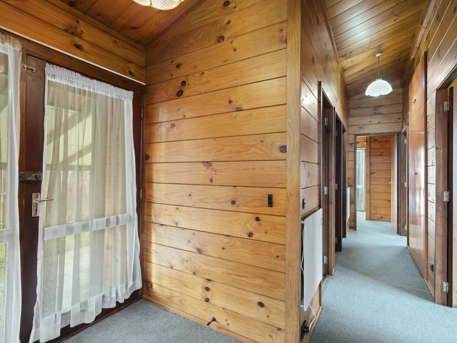 24 Neri Crescent, Pomare