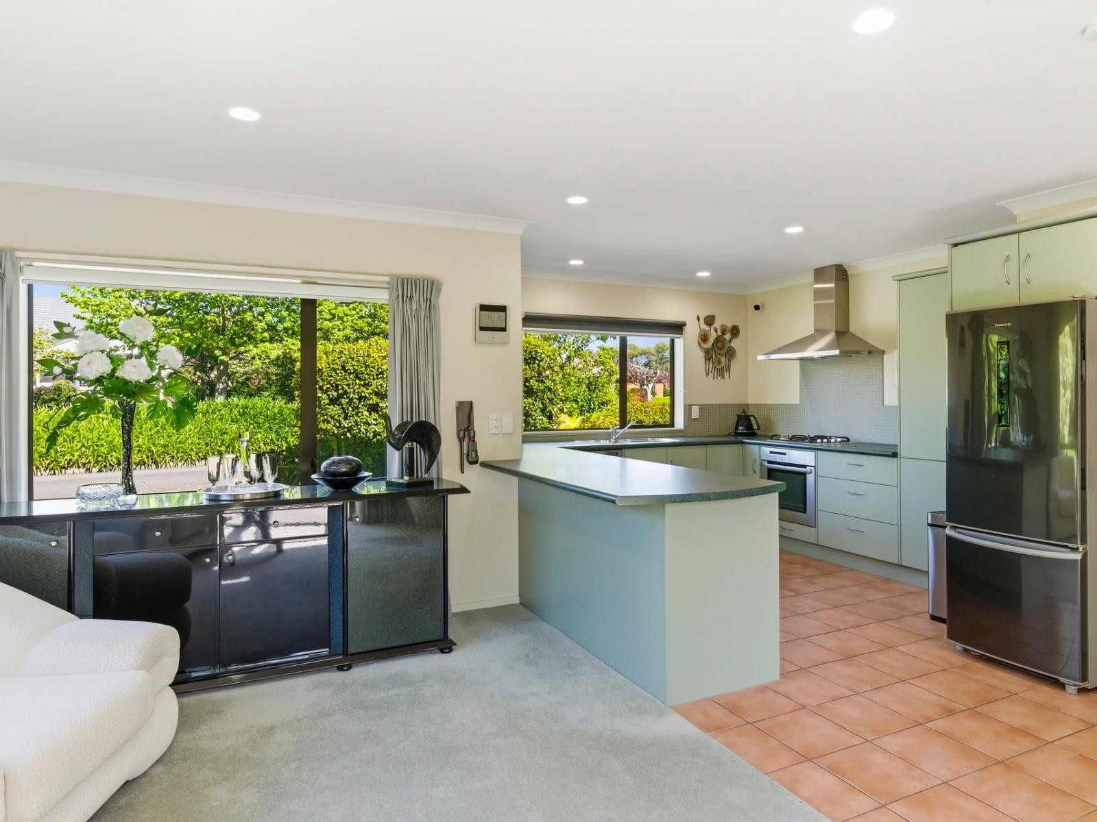 3 Westpeak Way, Otaki