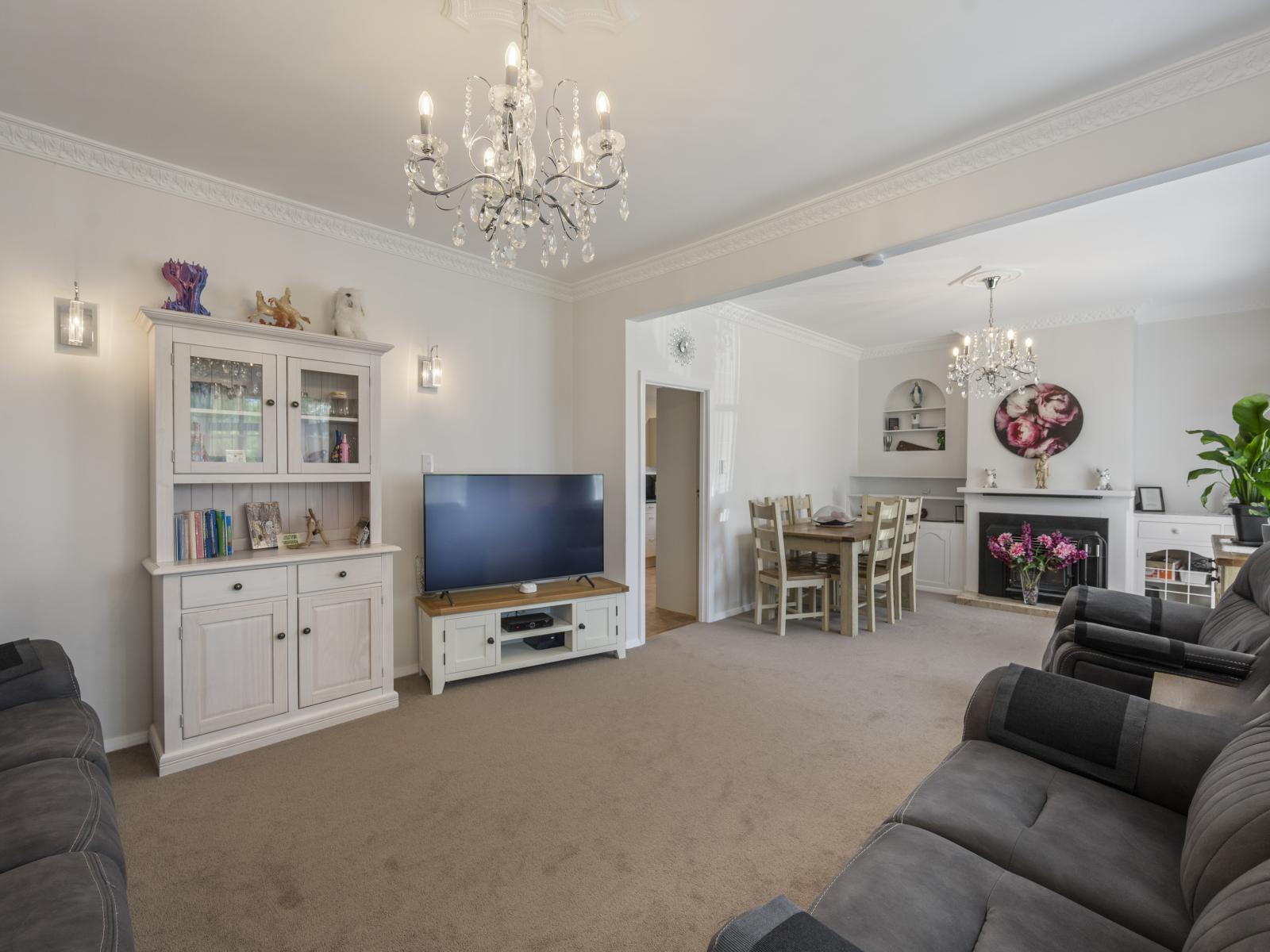 241 Mayfair Avenue, Mayfair