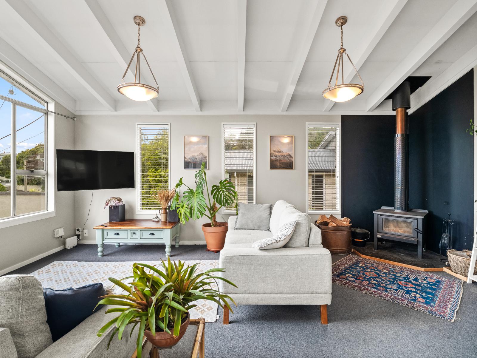 30 Roy Crescent, Concord