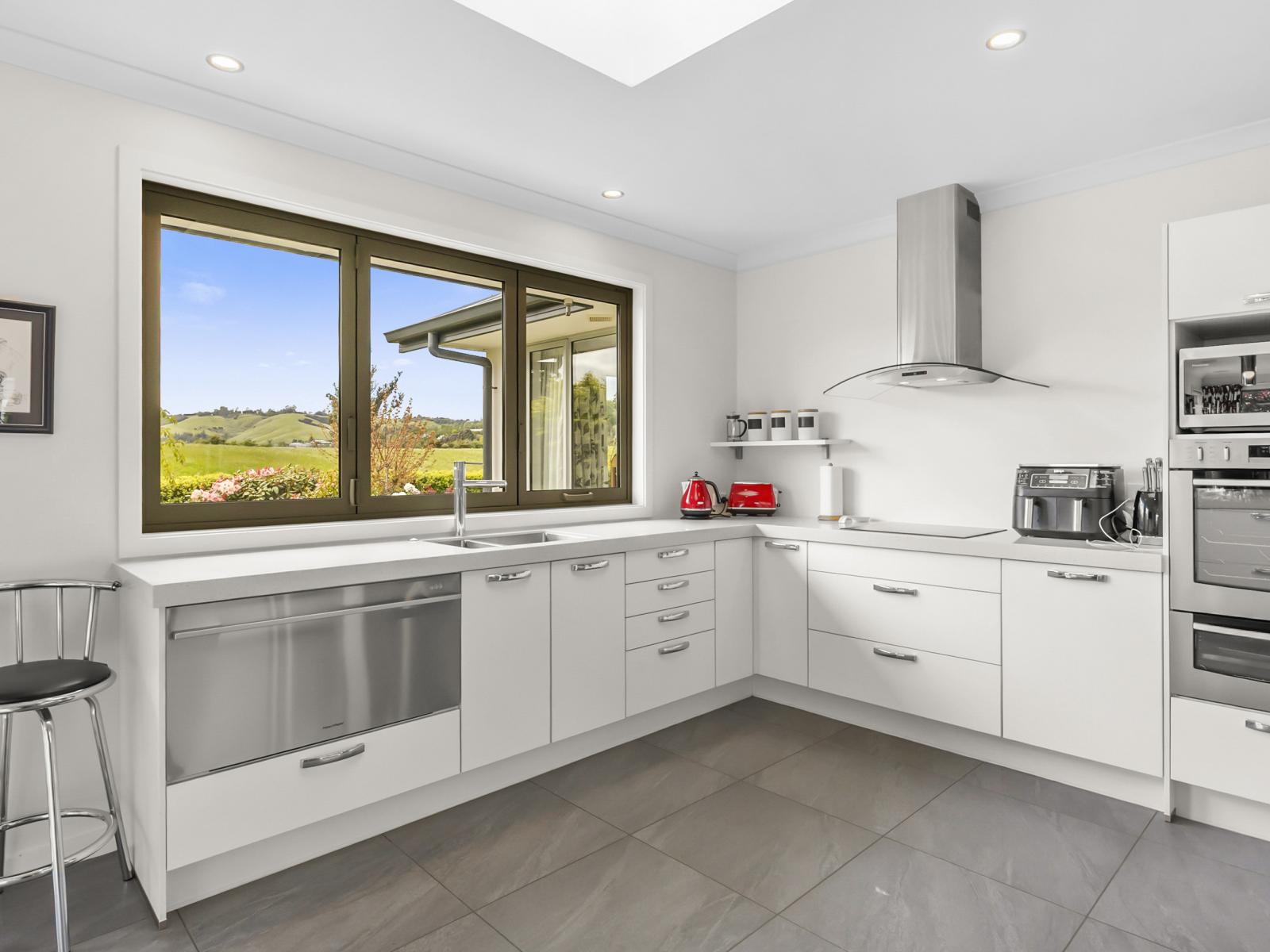 20 Orchard Grove, East Taieri