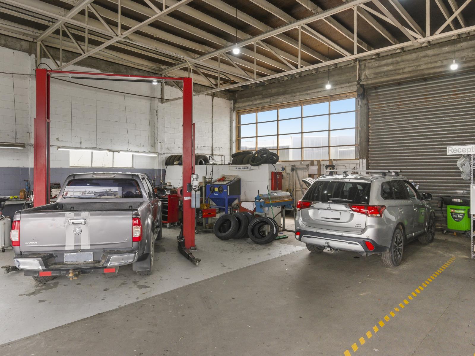 309-311 Oxford Street, Levin