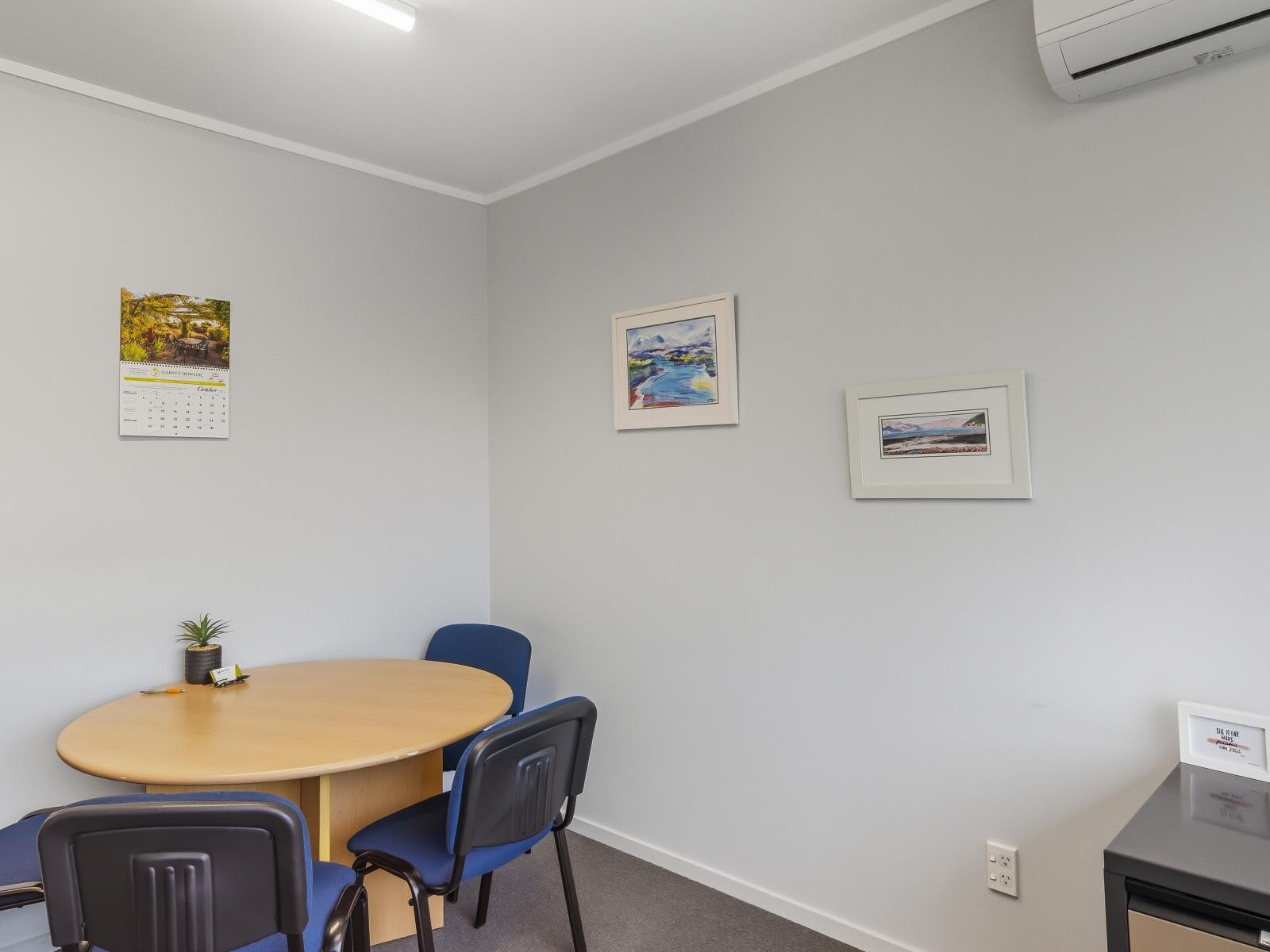 208 Main Highway, Otaki