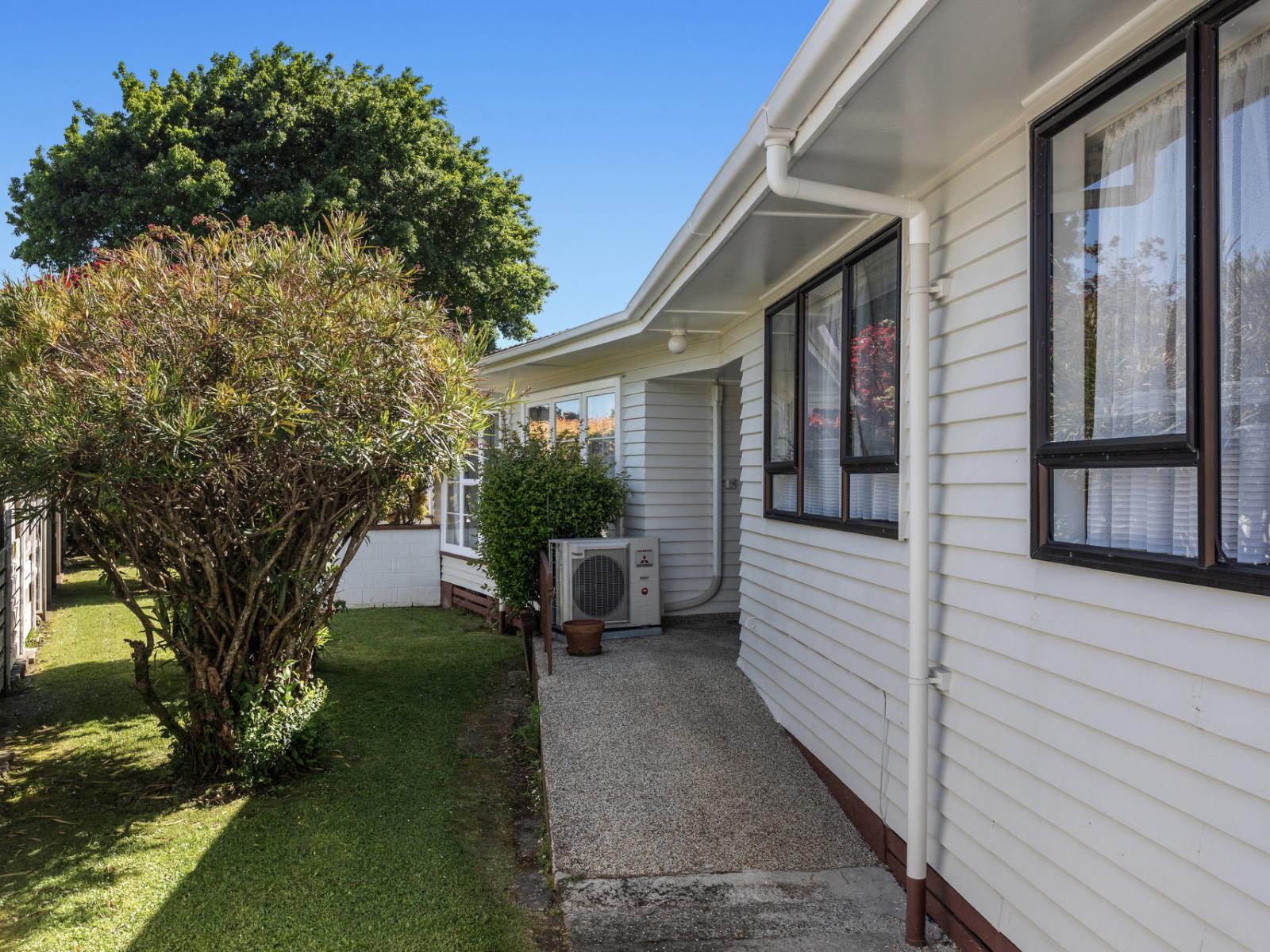 14 Barry Avenue, Whakatane