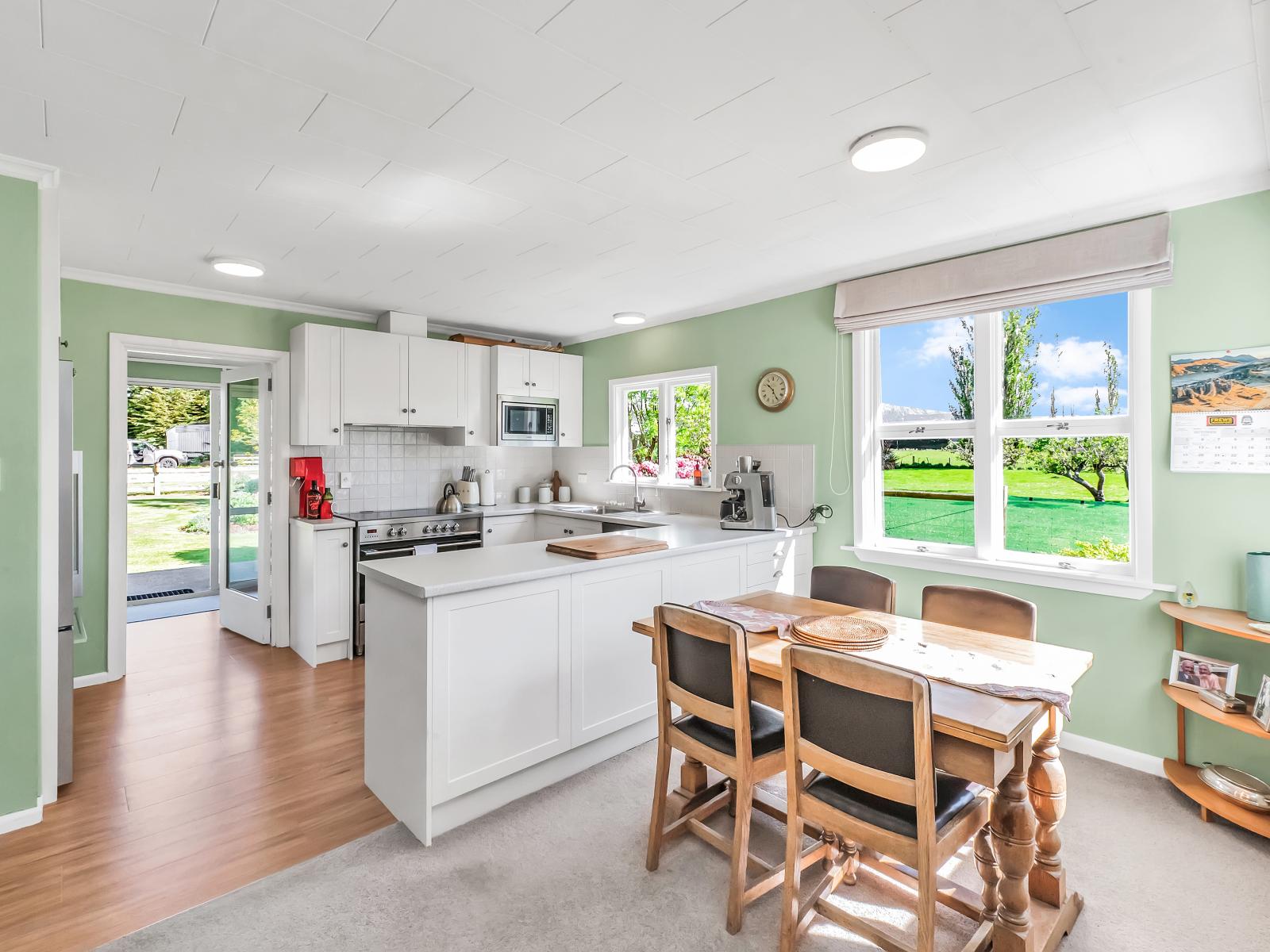 677 Pig Saddle Road, Sheffield