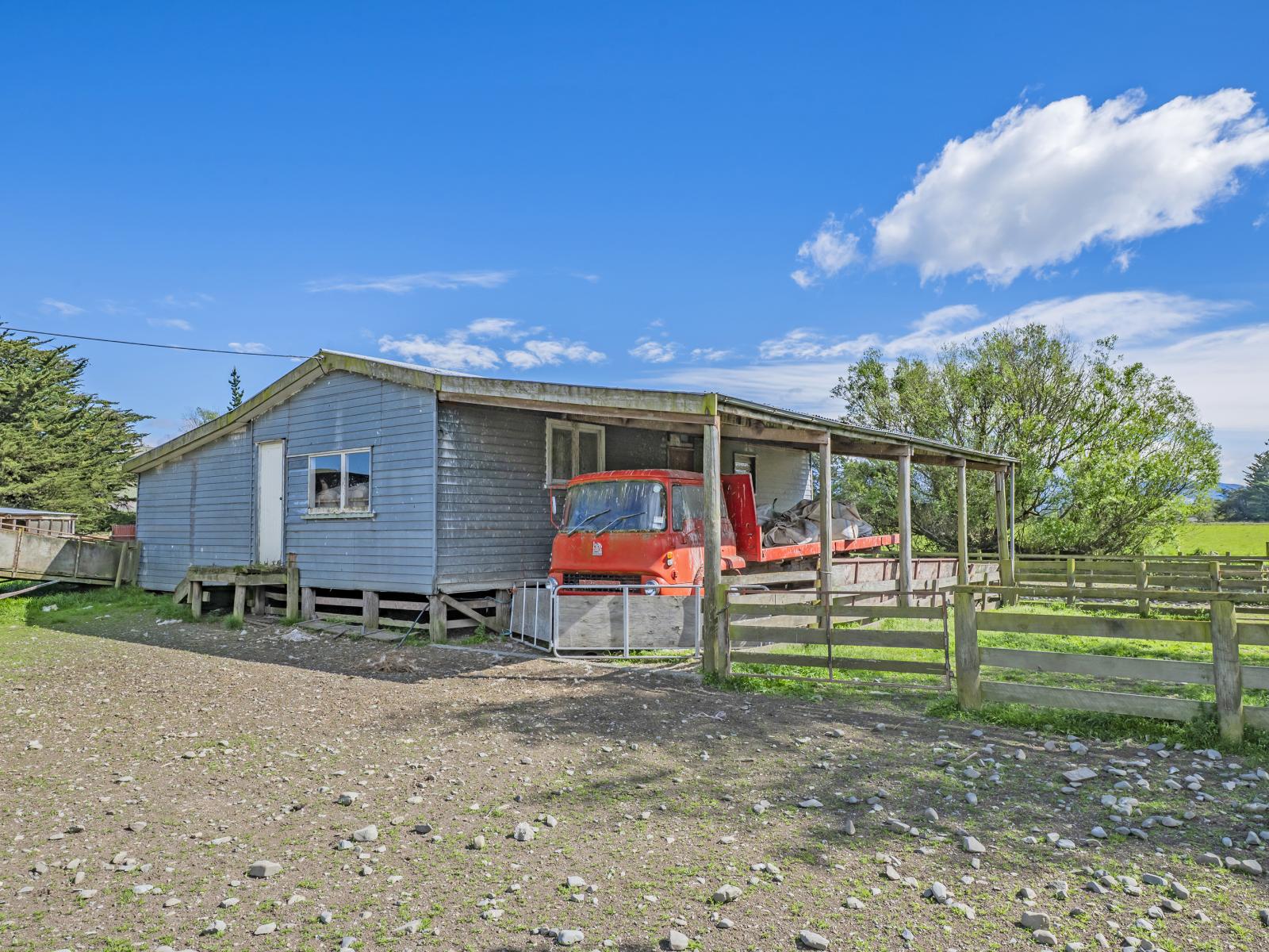 677 Pig Saddle Road, Sheffield