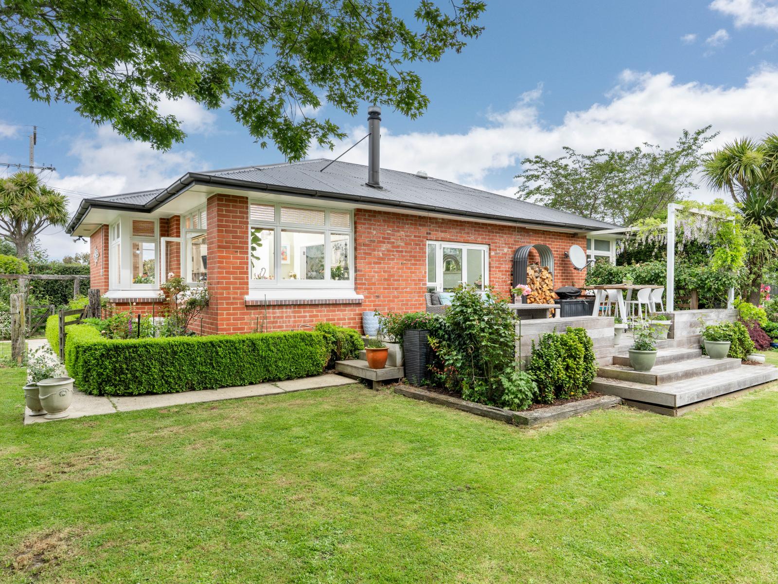 16 Beaumaris Street, Outram