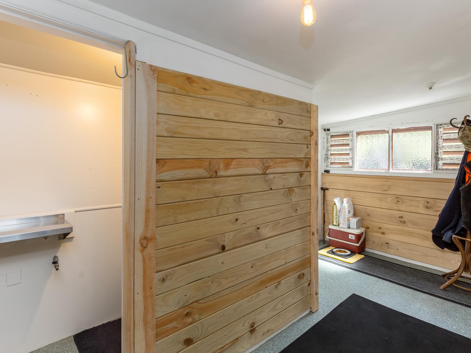 451 Tora Farm Settlement Road, Tora