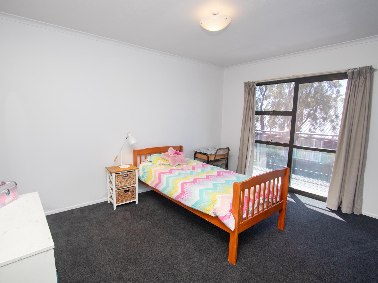 79 Trevors Road, Hampstead