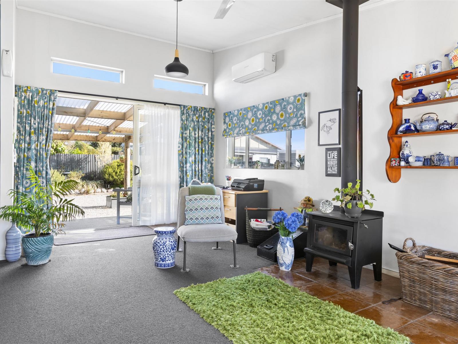 33B Romilly Street, Westport