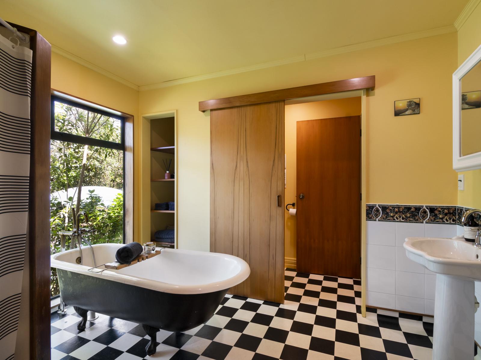 696 Pahiatua Aokautere Road, Aokautere