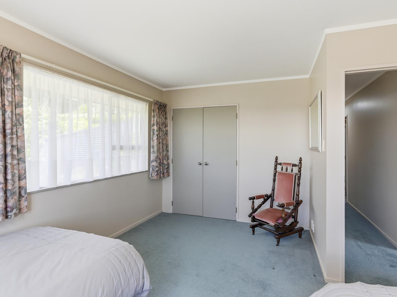 2 Sunset Terrace, Waikanae Beach