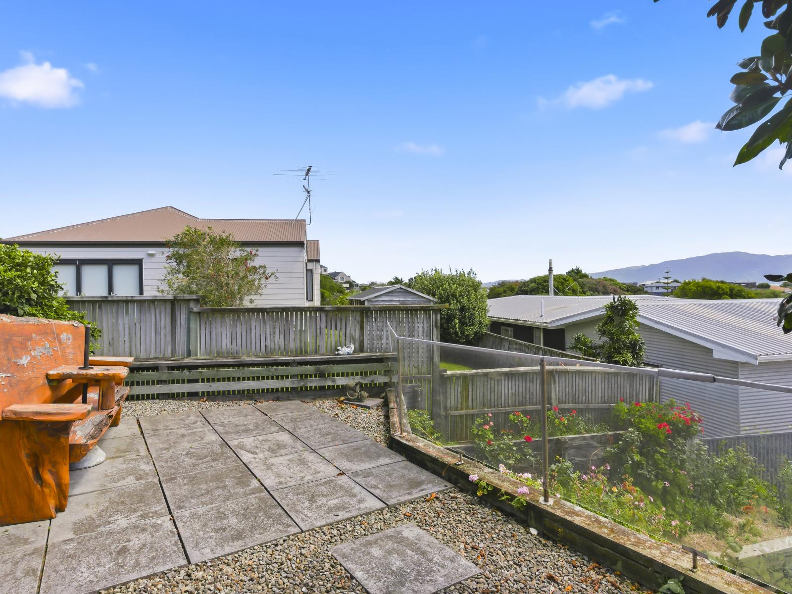 2 Sunset Terrace, Waikanae Beach