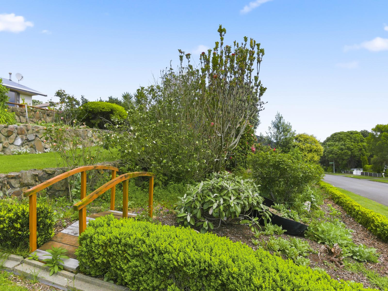2 Sunset Terrace, Waikanae Beach