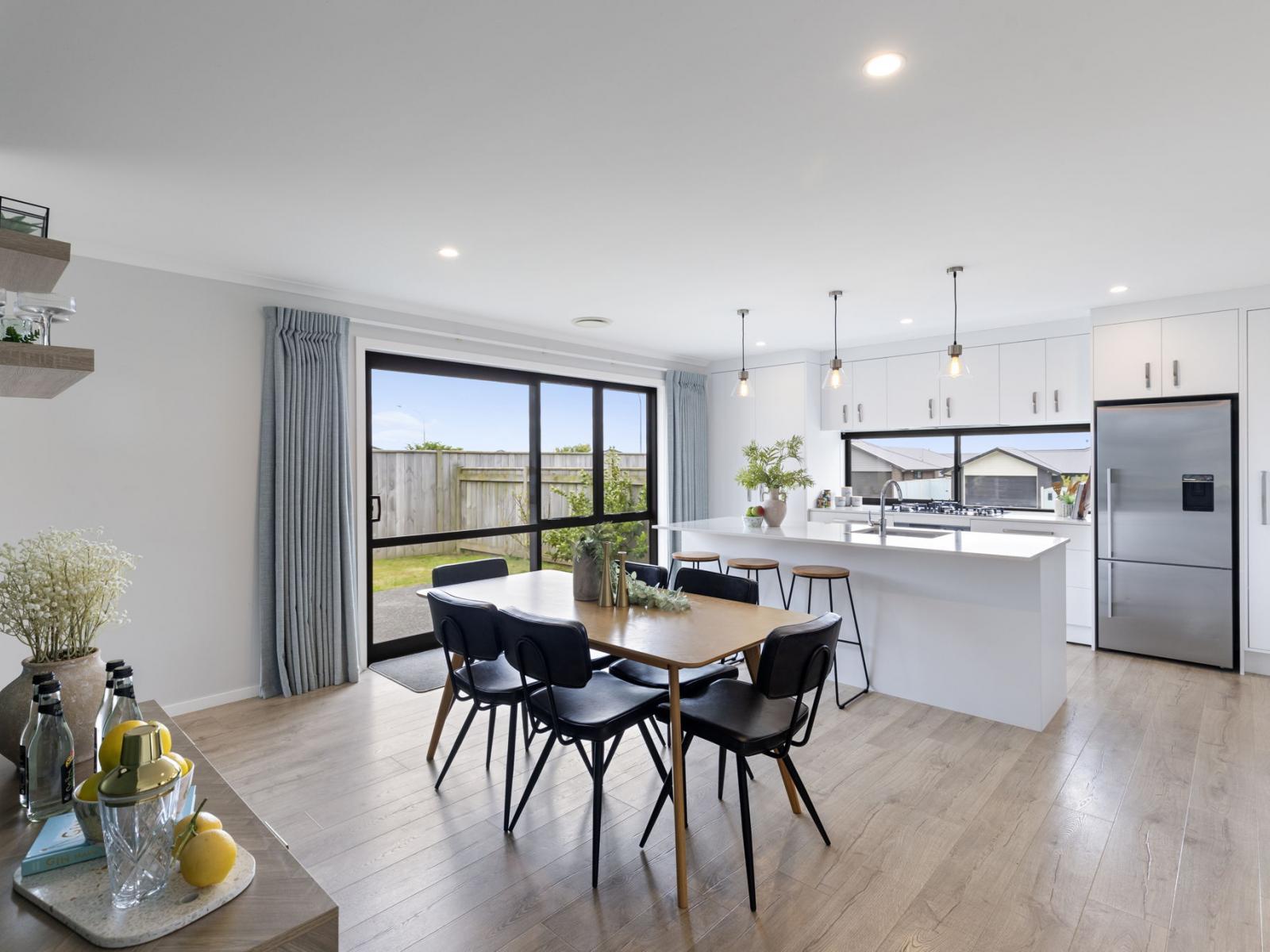 202 Pacific Drive, Fitzherbert