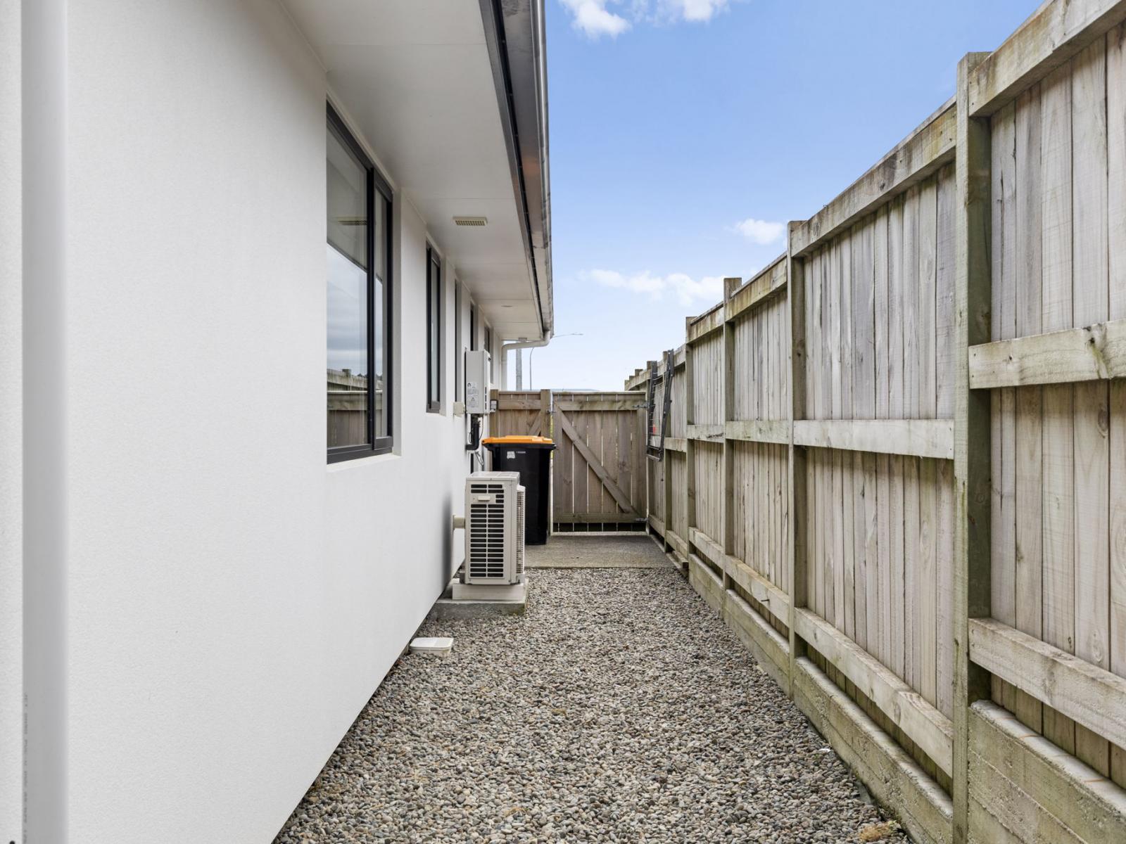 202 Pacific Drive, Fitzherbert