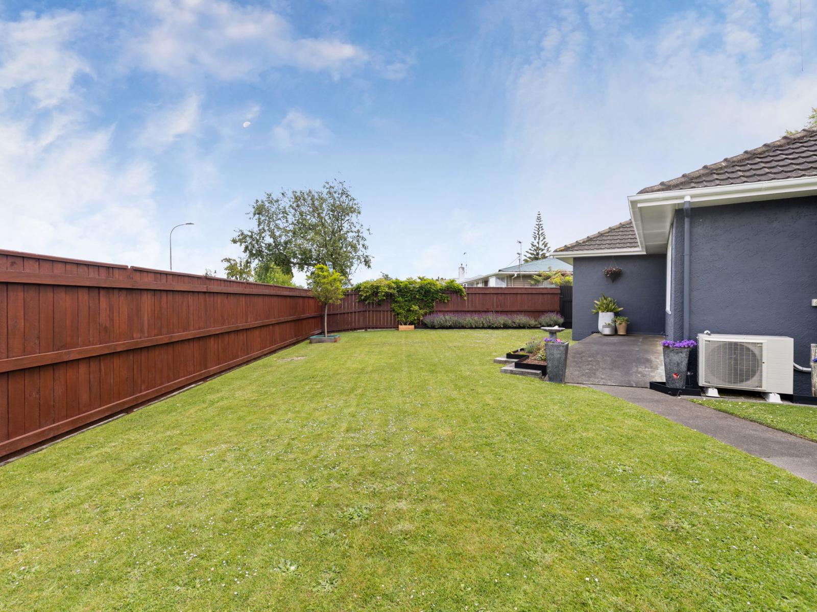 19 Battersea Place, Roslyn