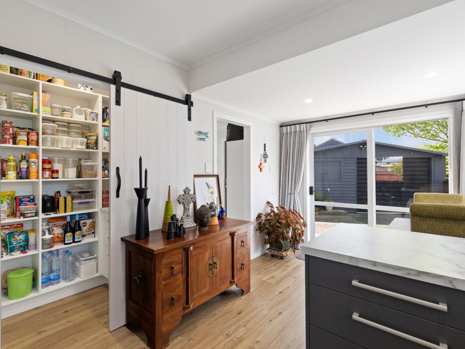 19 Battersea Place, Roslyn