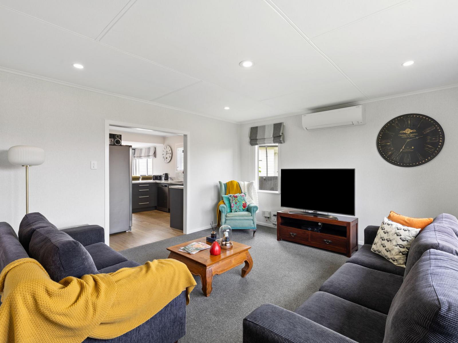 19 Battersea Place, Roslyn