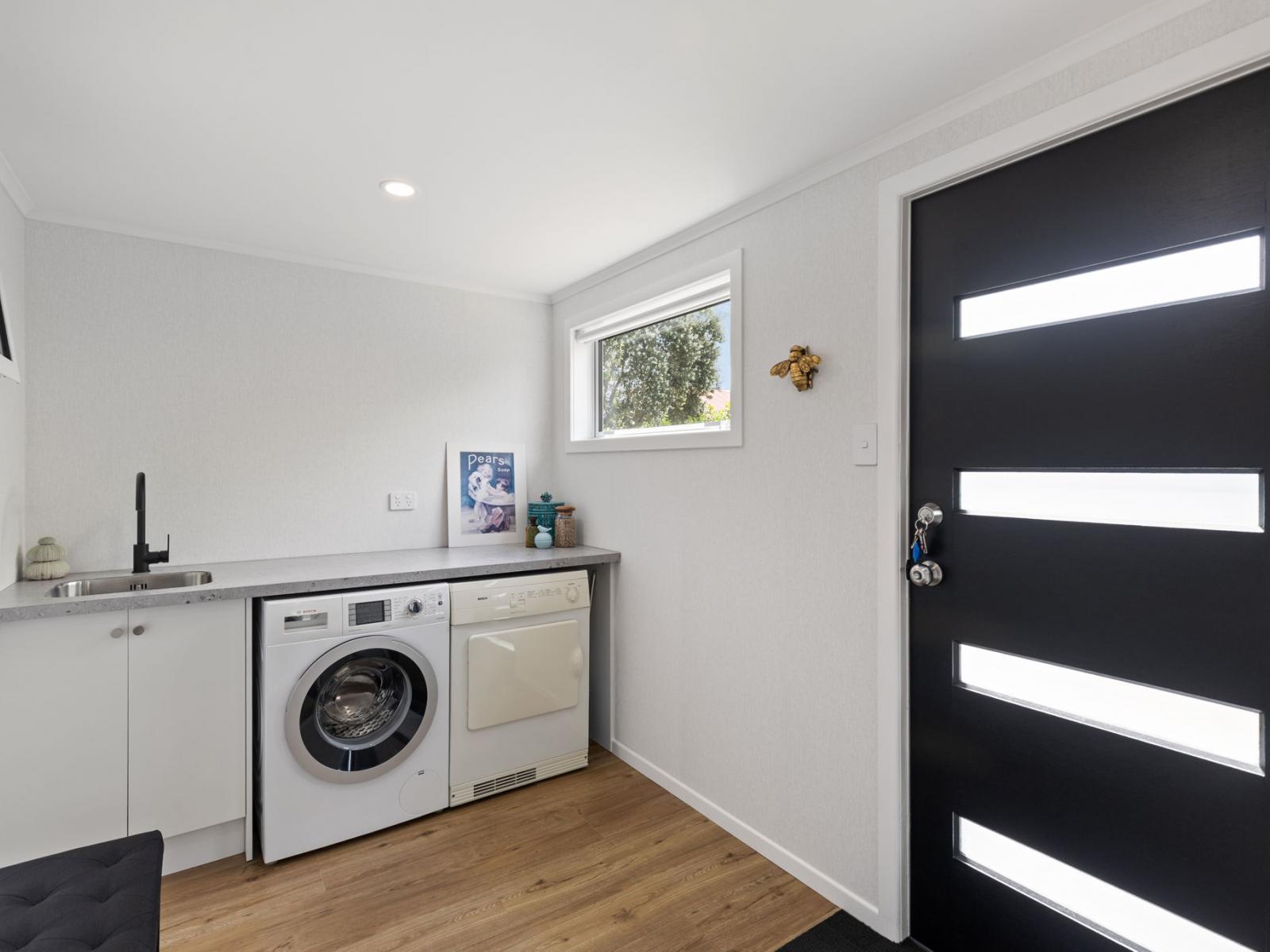 19 Battersea Place, Roslyn