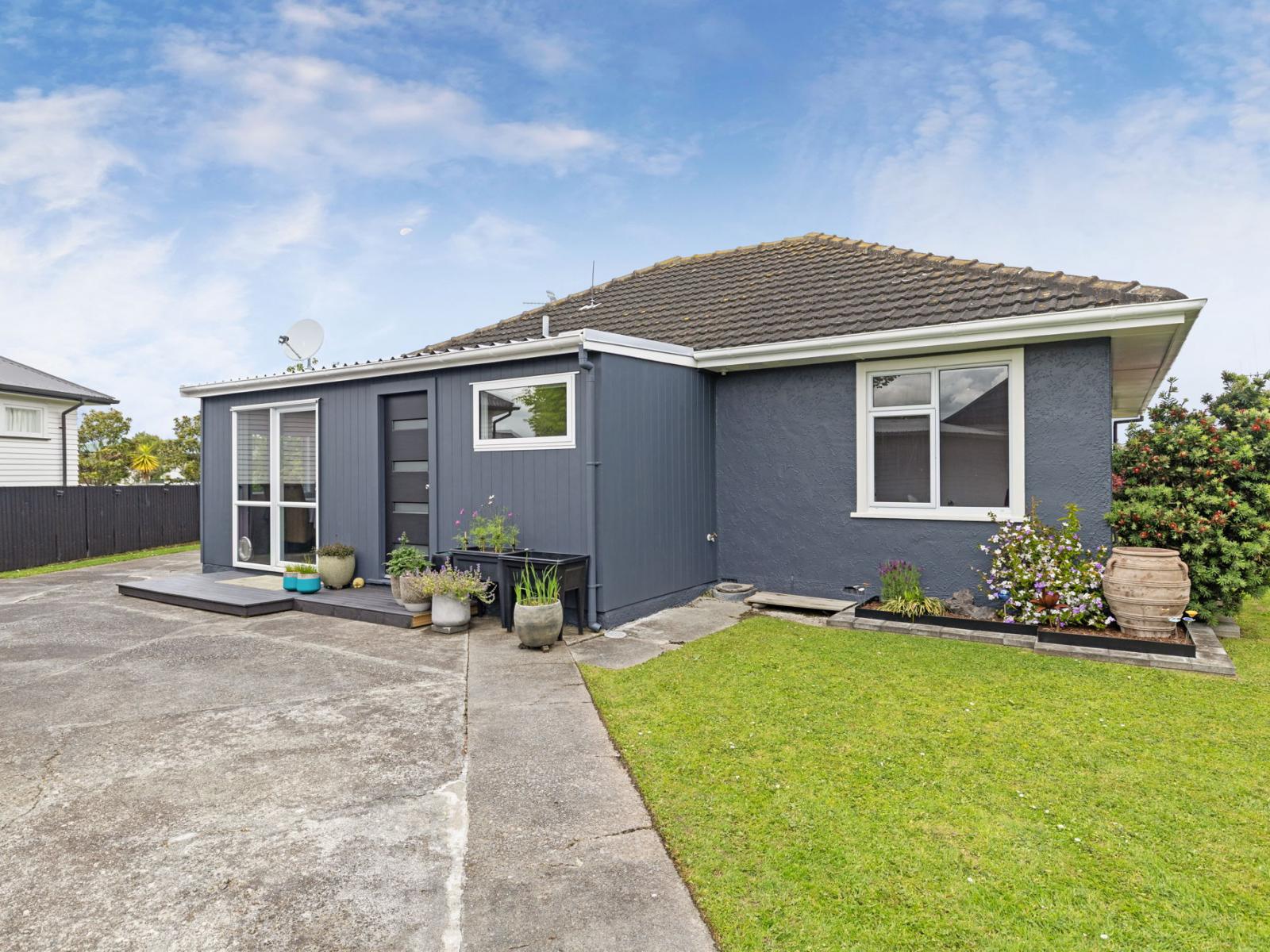 19 Battersea Place, Roslyn