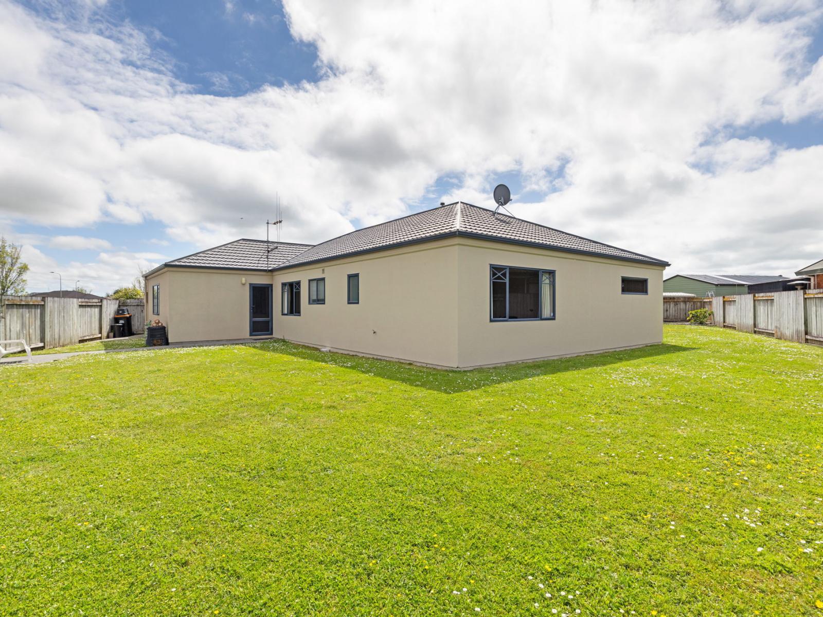 37 Madison Avenue, Milson