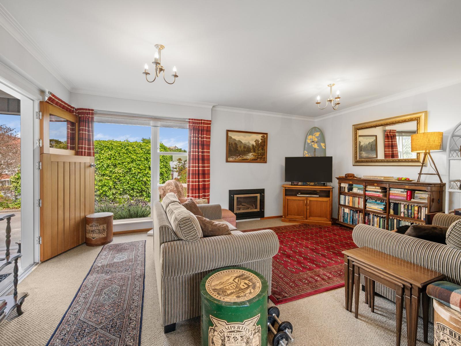 15A Enfield Road, Hospital Hill