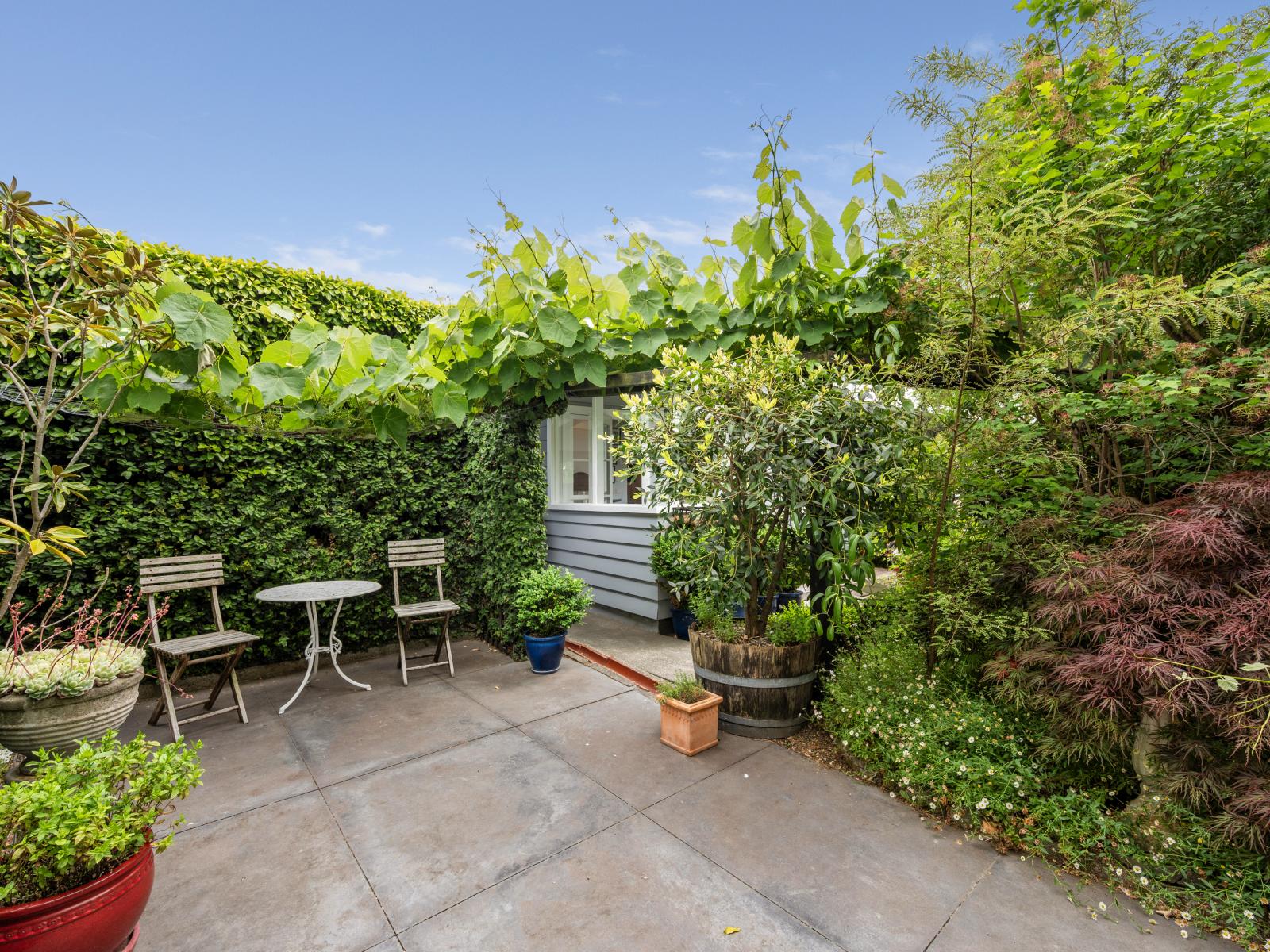 15A Enfield Road, Hospital Hill