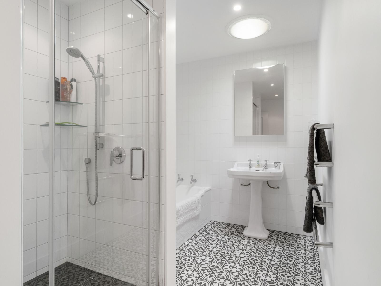 132 South Manakau Road , Manakau