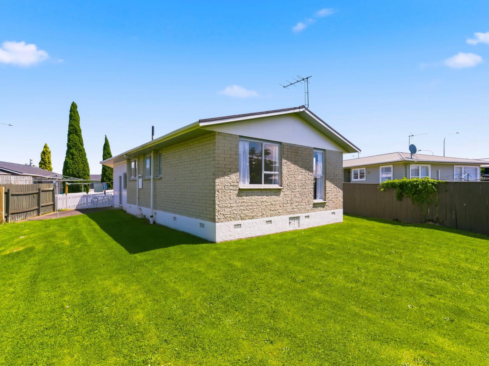 52A Kapiti Road, Paraparaumu