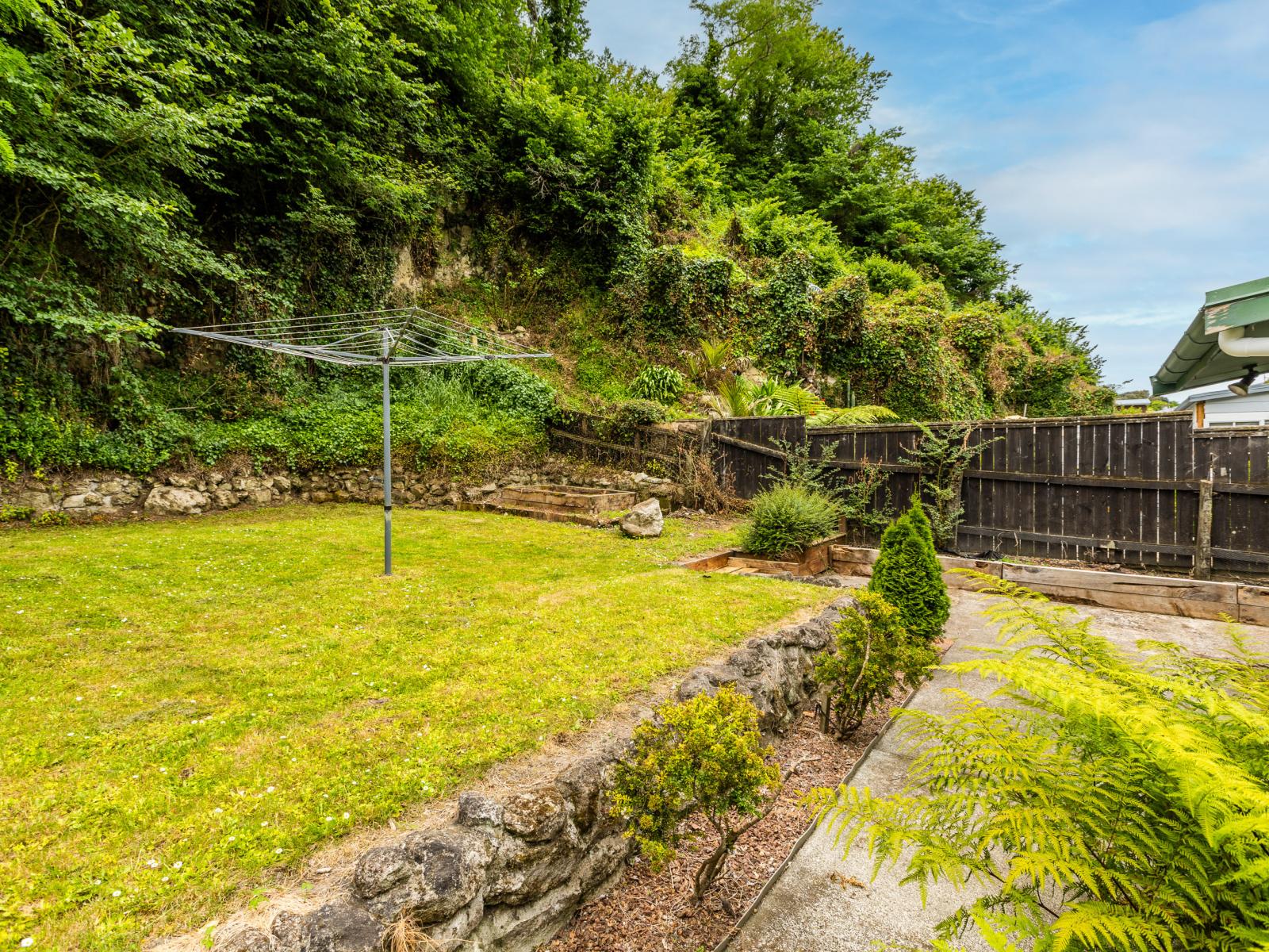 101 Shakespeare Road, Bluff Hill