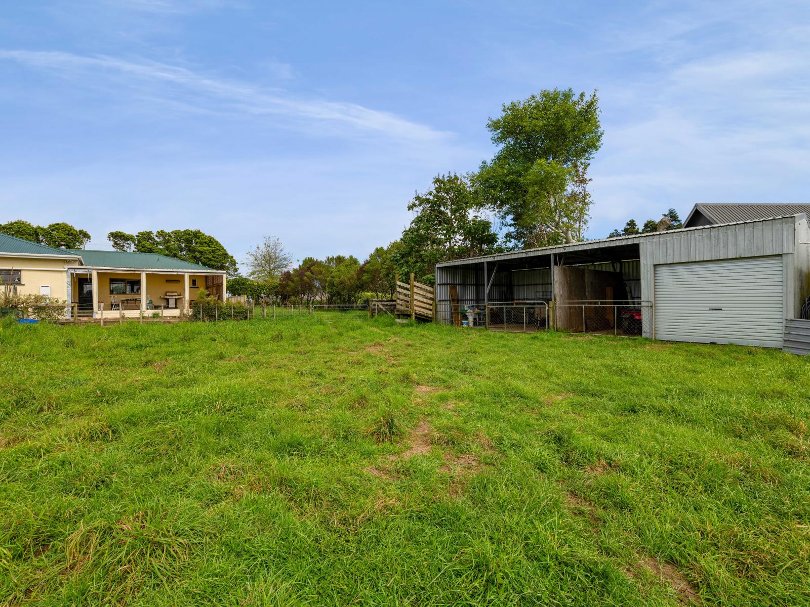 275 Henwood Road, Paraite