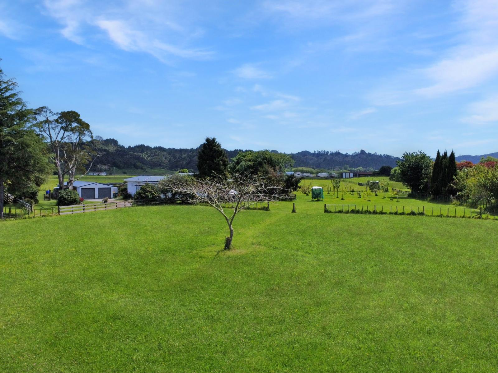 1009 White Pine Bush Road, Awakeri