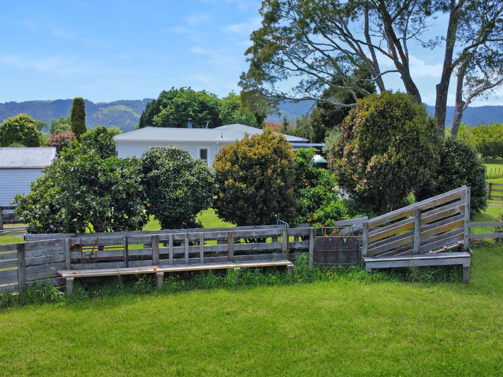 1009 White Pine Bush Road, Awakeri