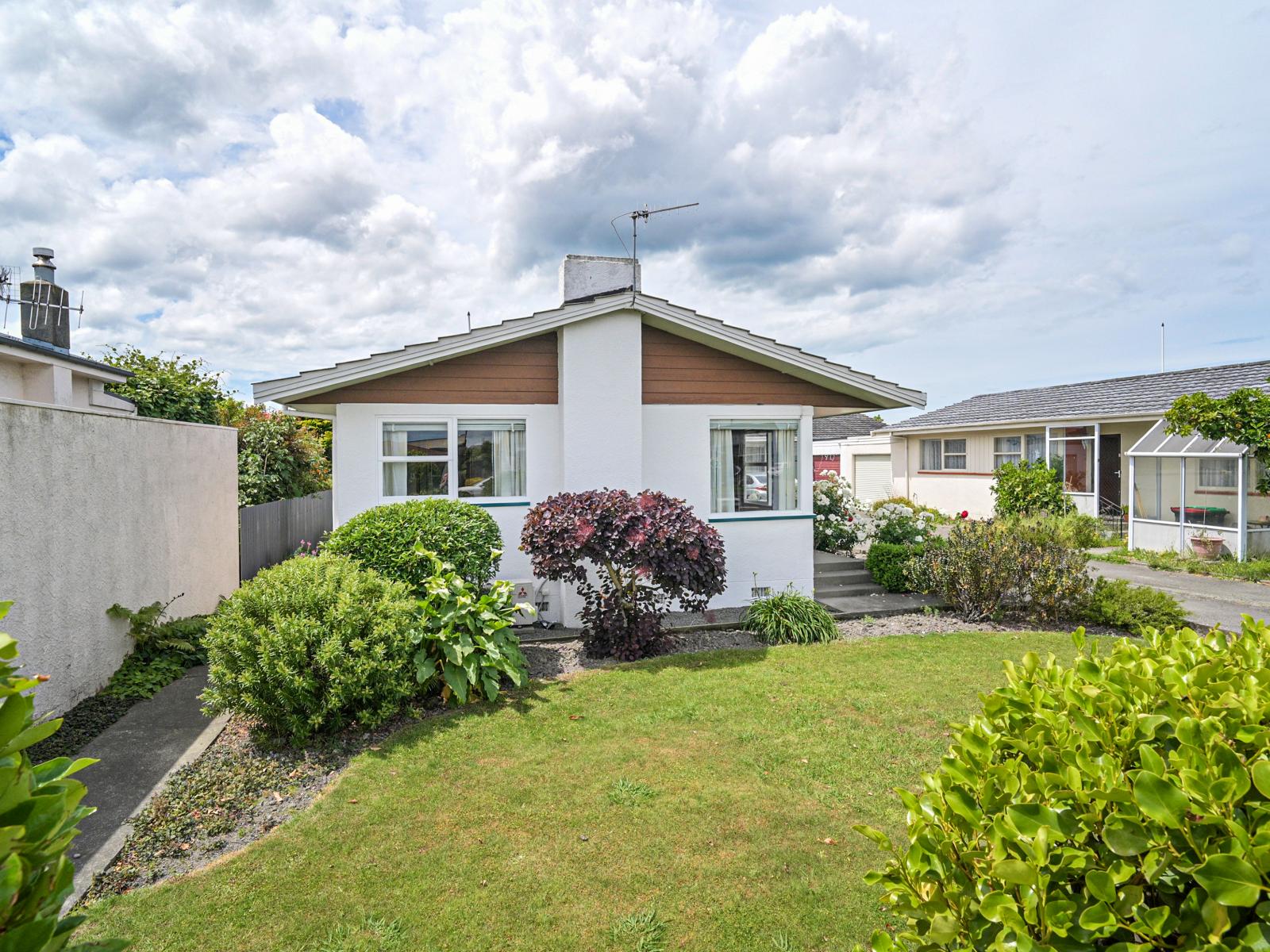 4/417 Avenue Road West, Hastings