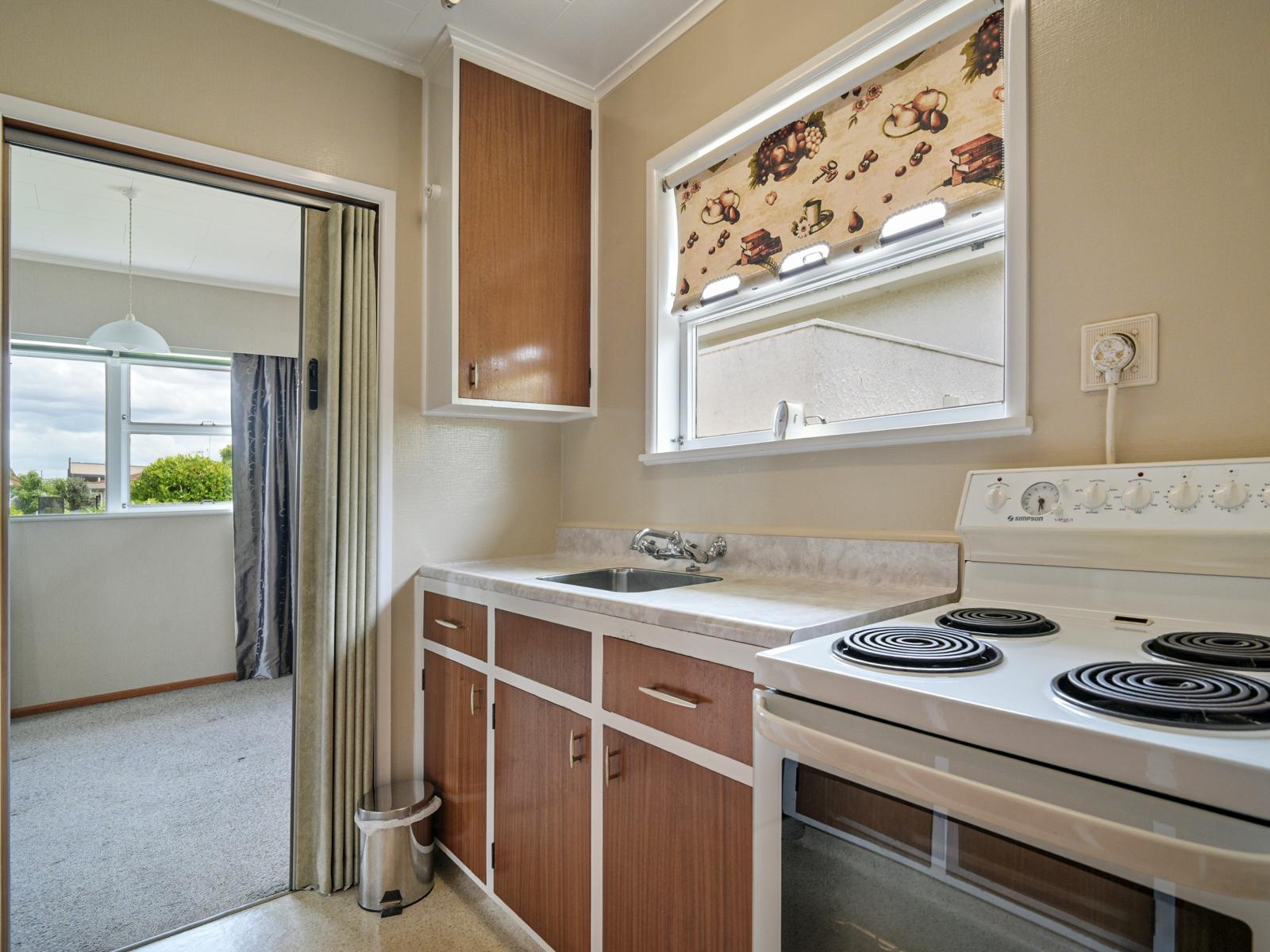 4/417 Avenue Road West, Hastings