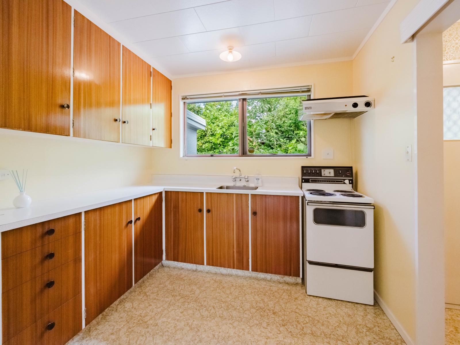 Unit 2, 35 Tom Parker Avenue, Marewa