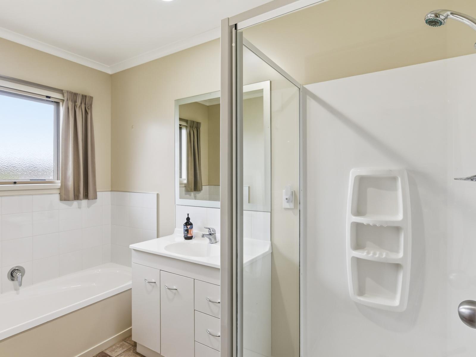 63 Weraroa Road, Levin