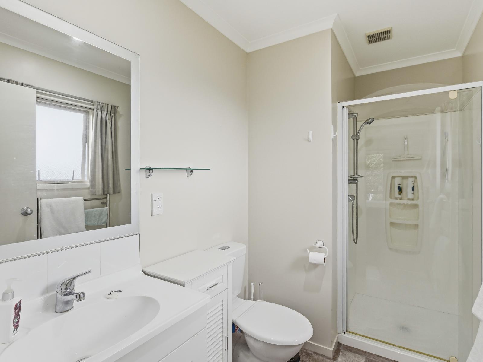 63 Weraroa Road, Levin