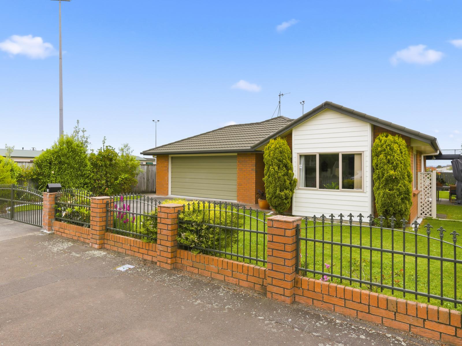 63 Weraroa Road, Levin