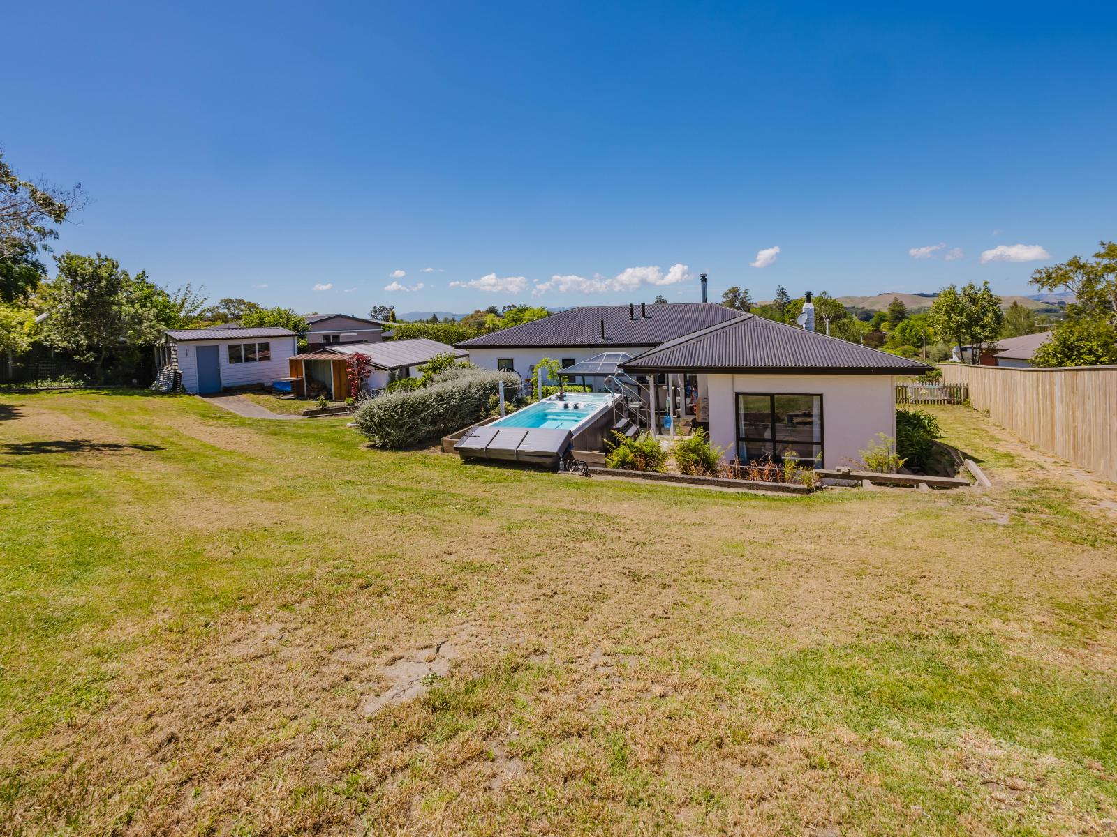 20 Domain Road, Waipawa