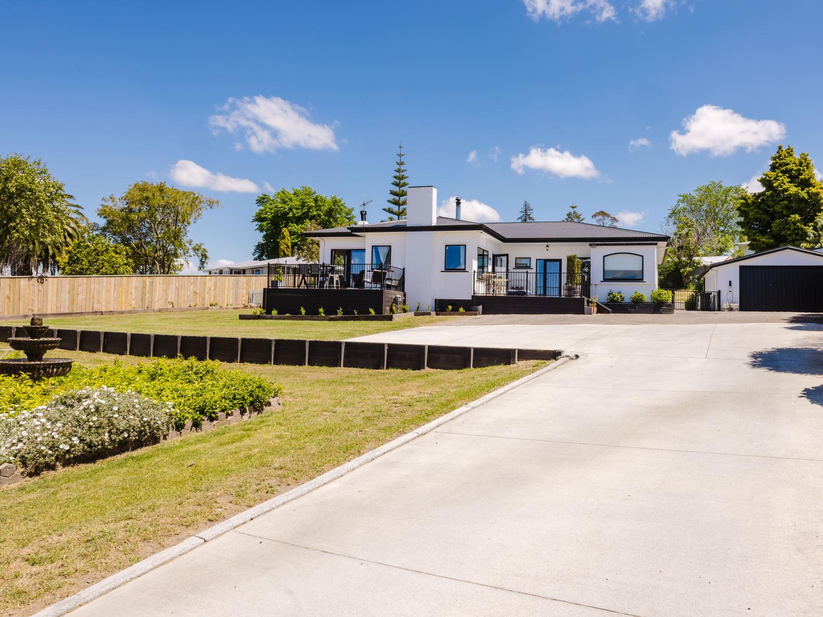 20 Domain Road, Waipawa