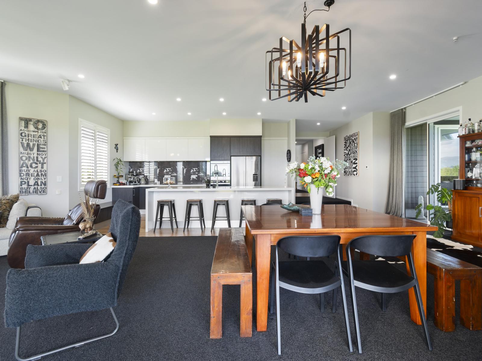 104 Kahuterawa Road, Linton