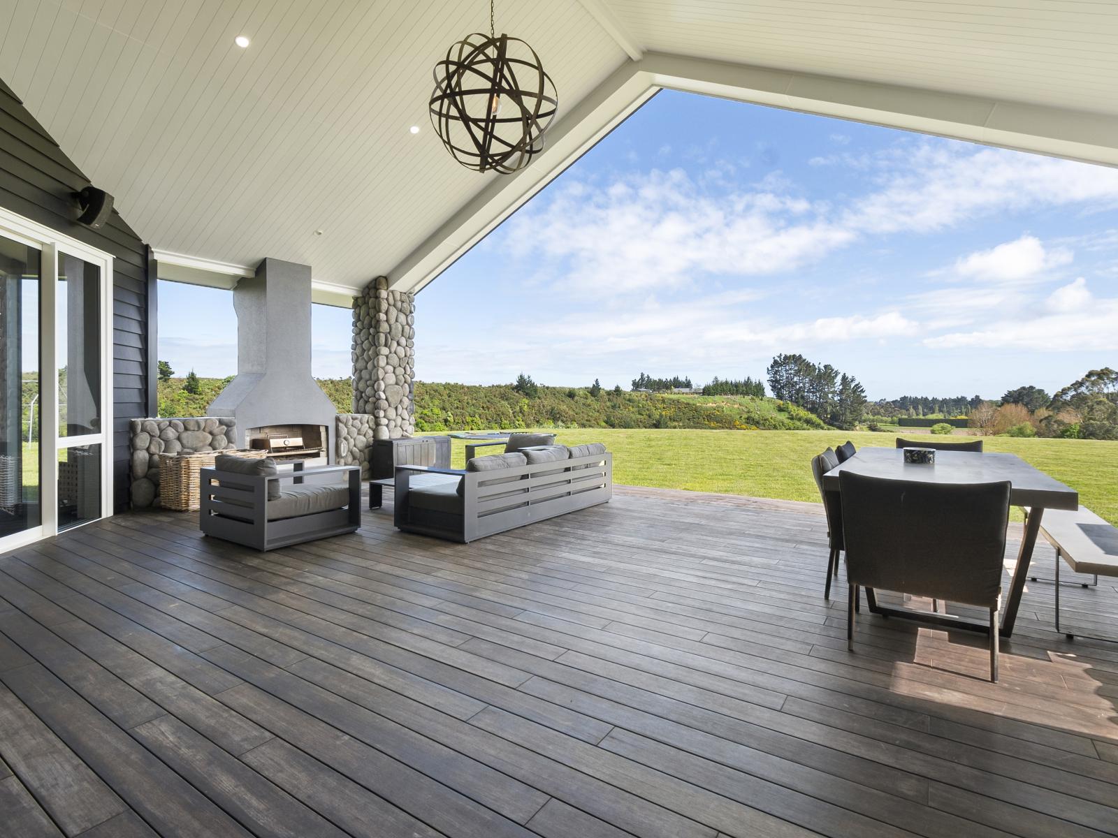 104 Kahuterawa Road, Linton