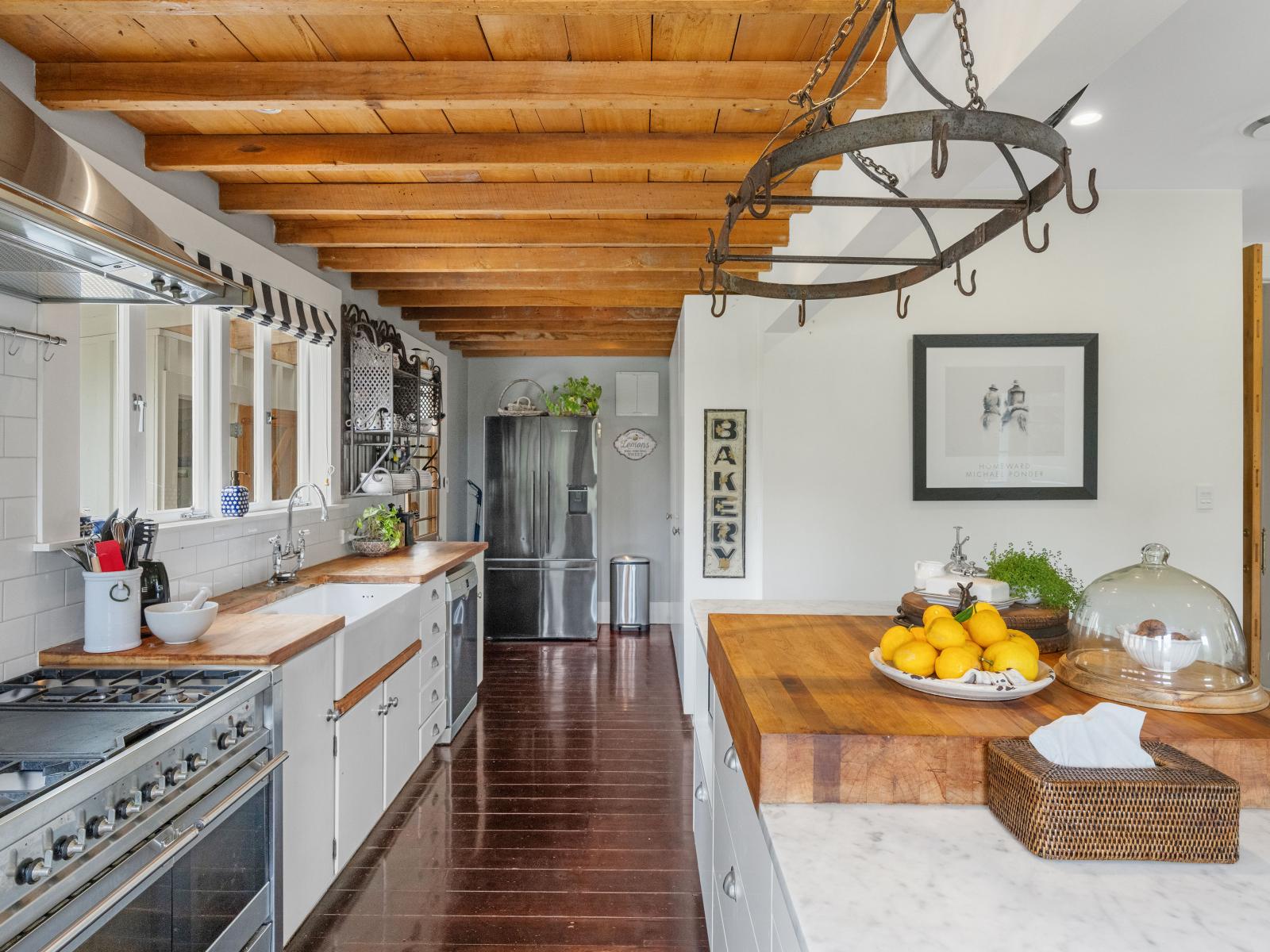 132 South Manakau Road , Manakau