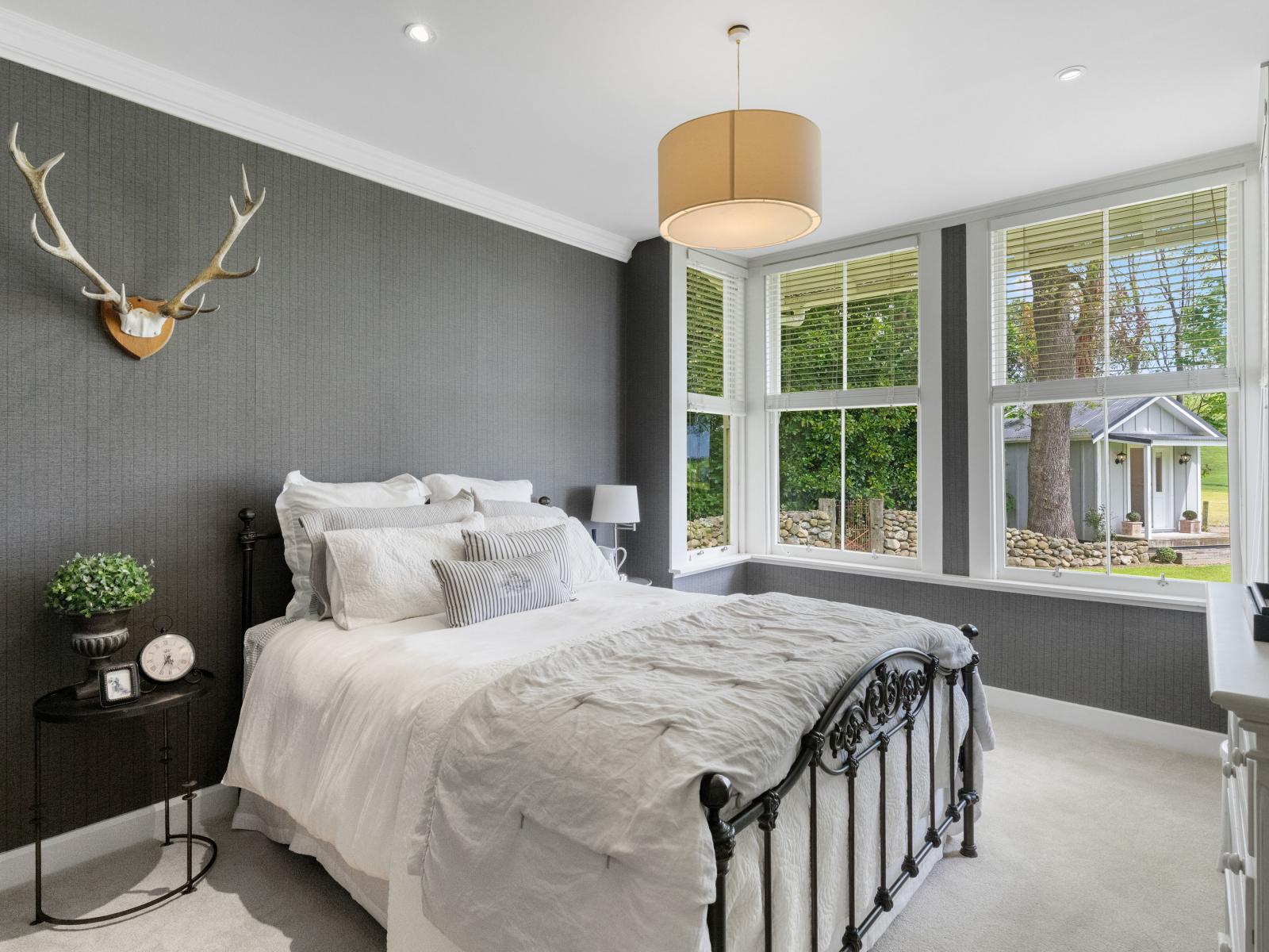 132 South Manakau Road , Manakau