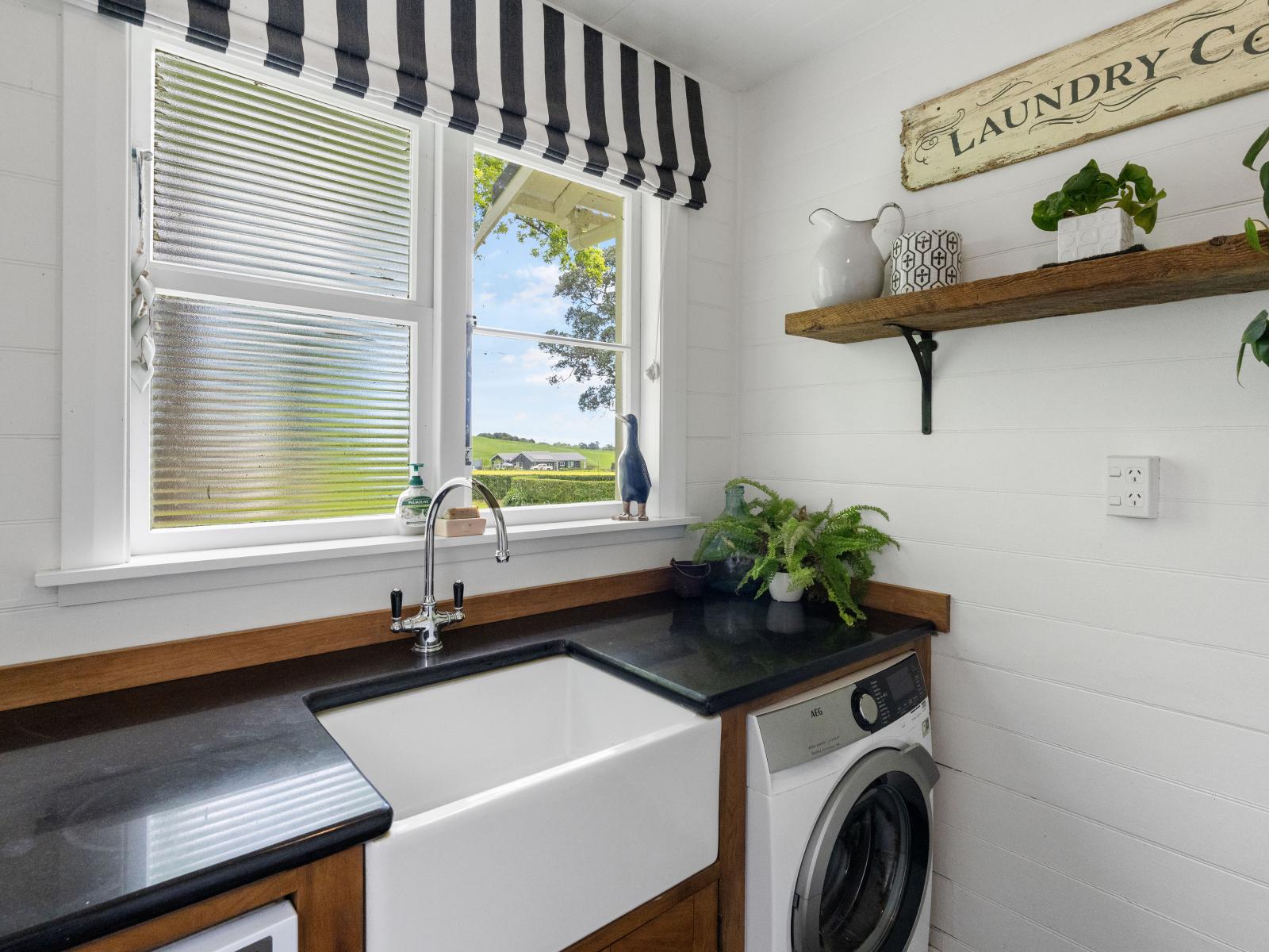 132 South Manakau Road , Manakau