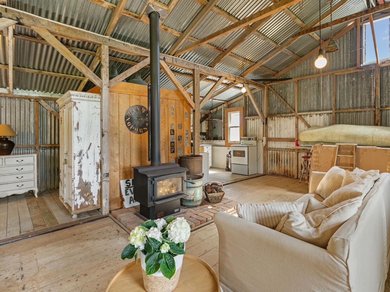 132 South Manakau Road , Manakau