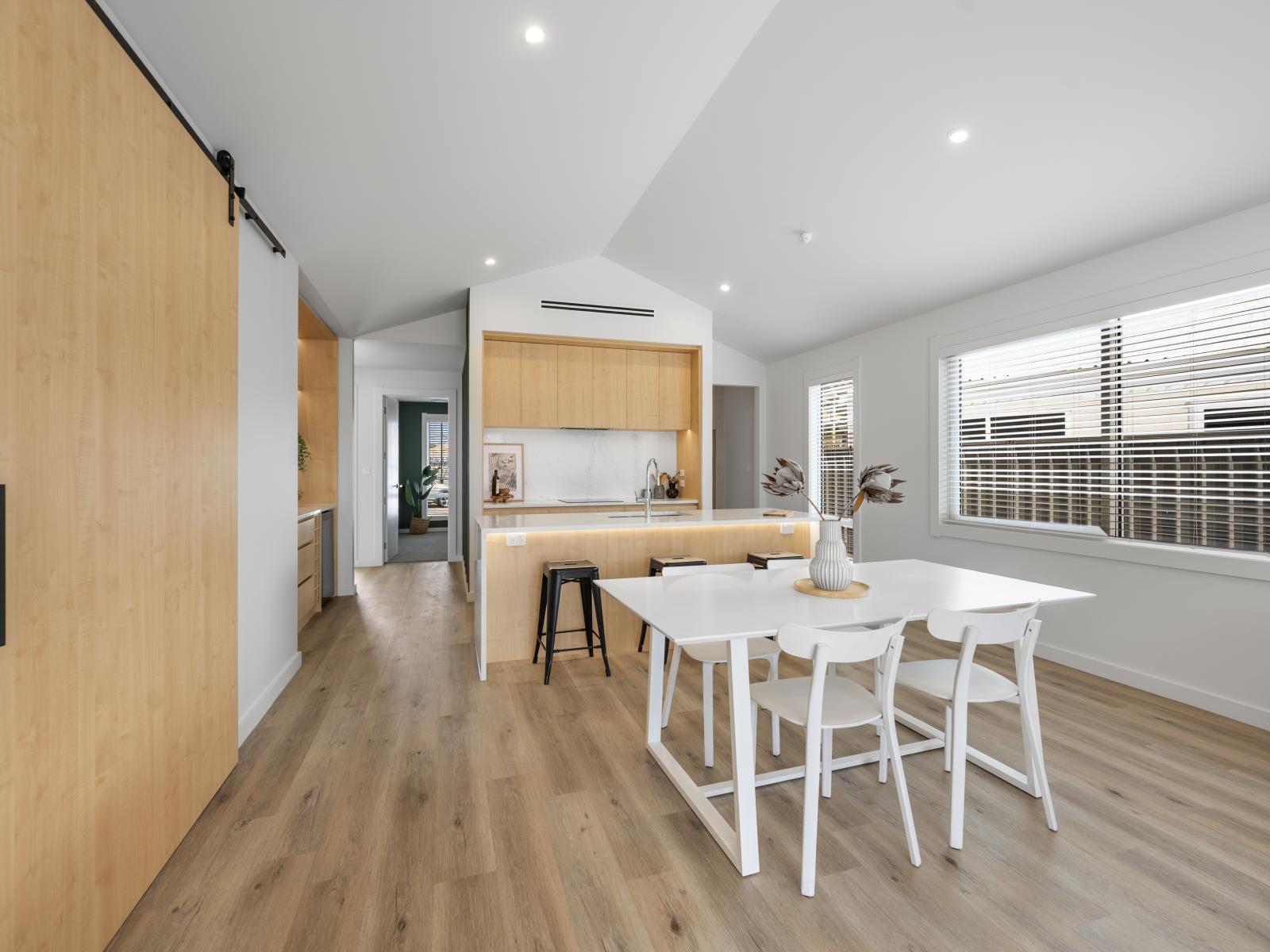 102 Pelorus Avenue, Poraiti